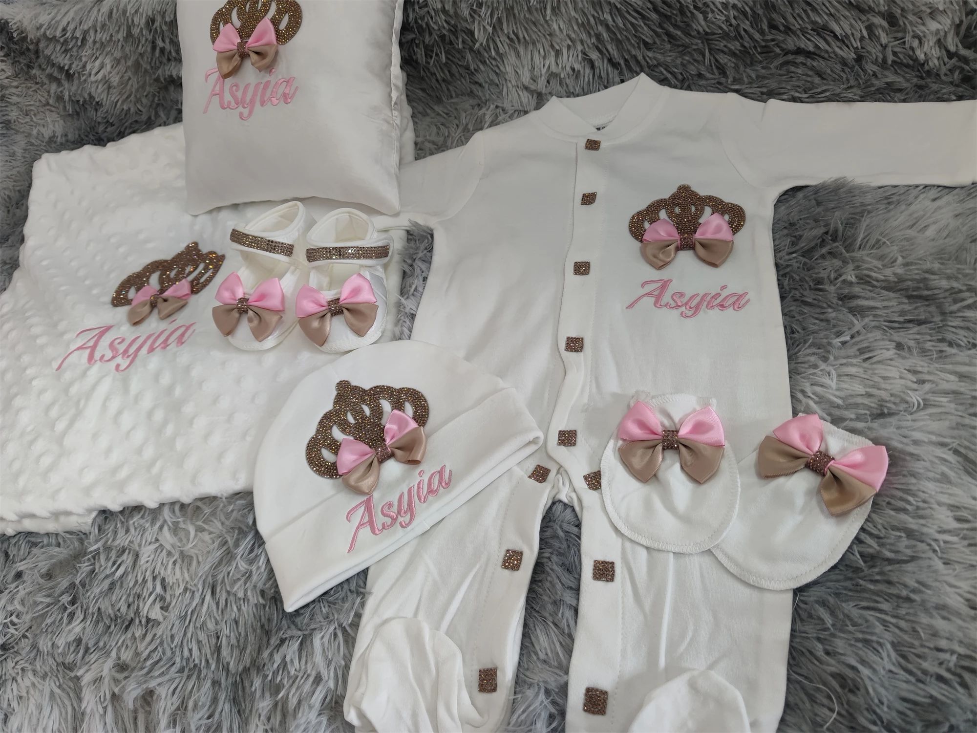 Elegant Cream Style Baby Girl  - đánh giá và giá Baby Food Jelly
